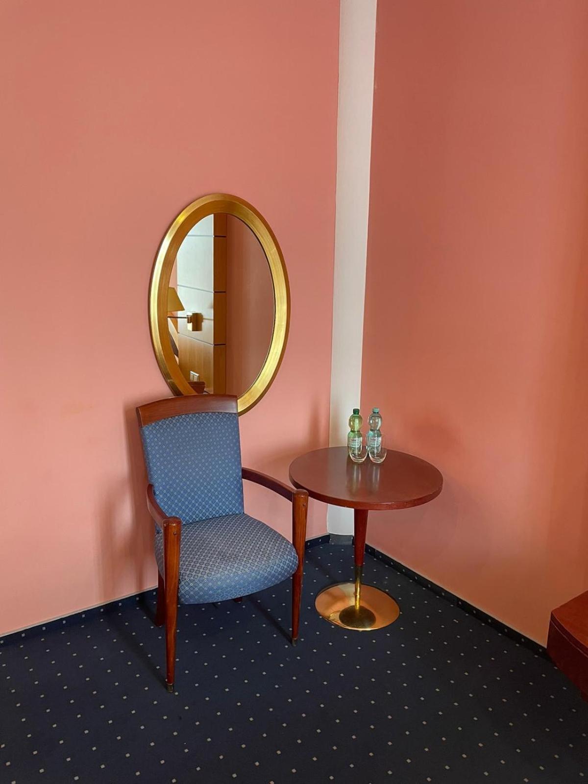 Eventhaus Lejlighedshotel Panzweiler Eksteriør billede