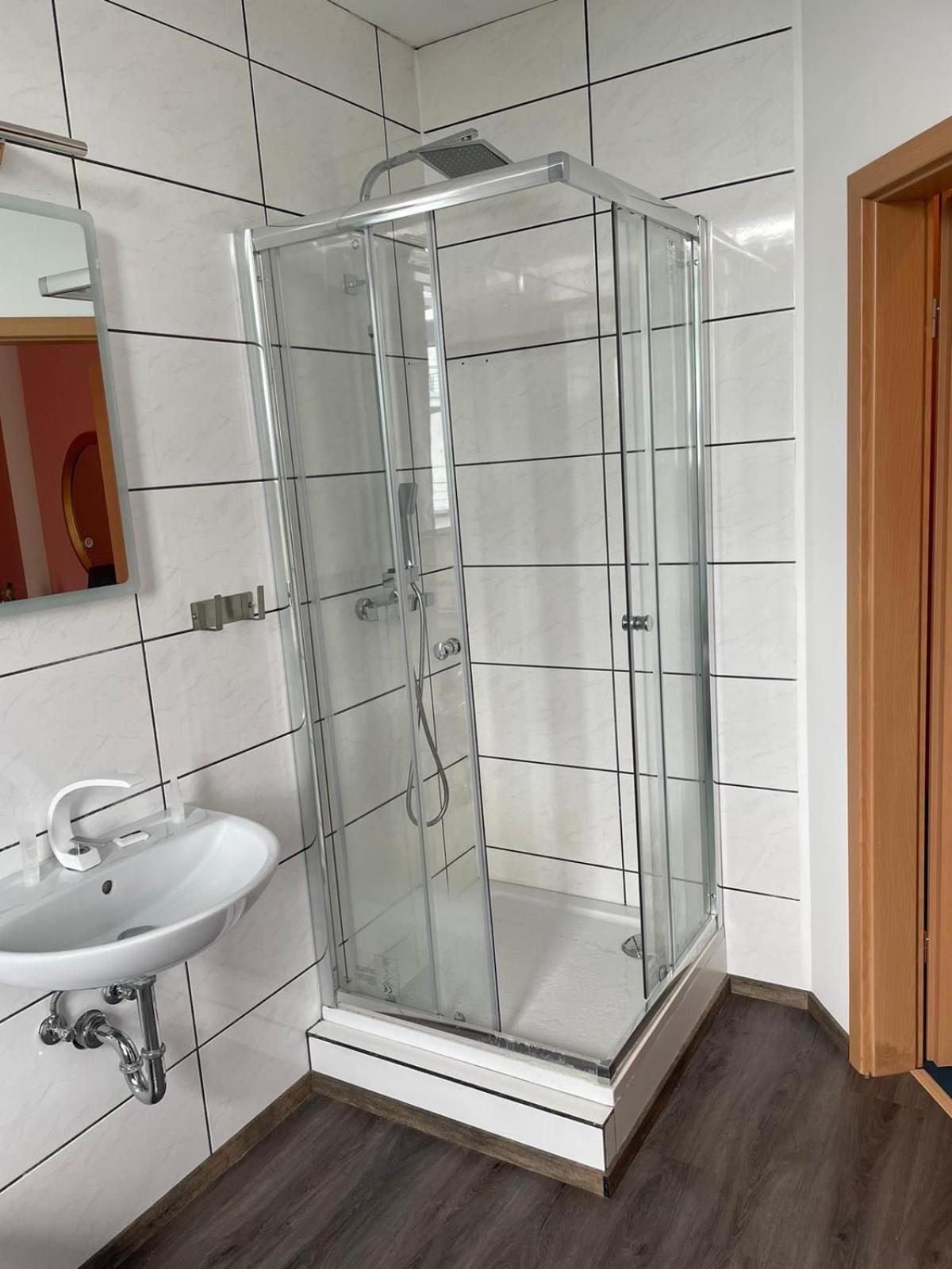 Eventhaus Lejlighedshotel Panzweiler Eksteriør billede