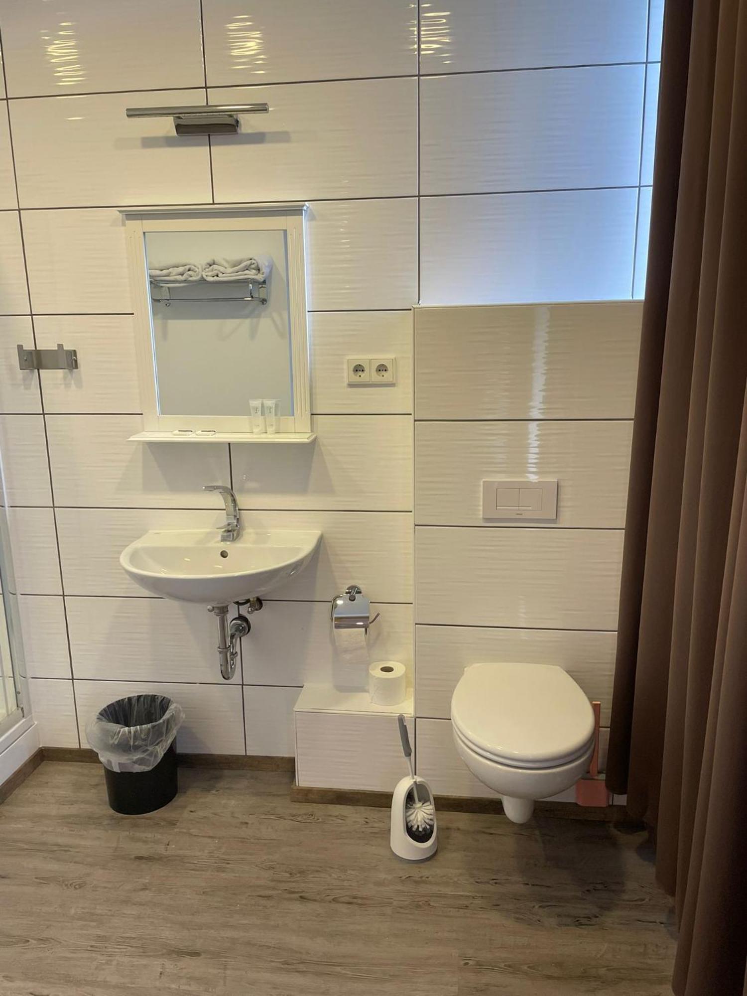 Eventhaus Lejlighedshotel Panzweiler Eksteriør billede