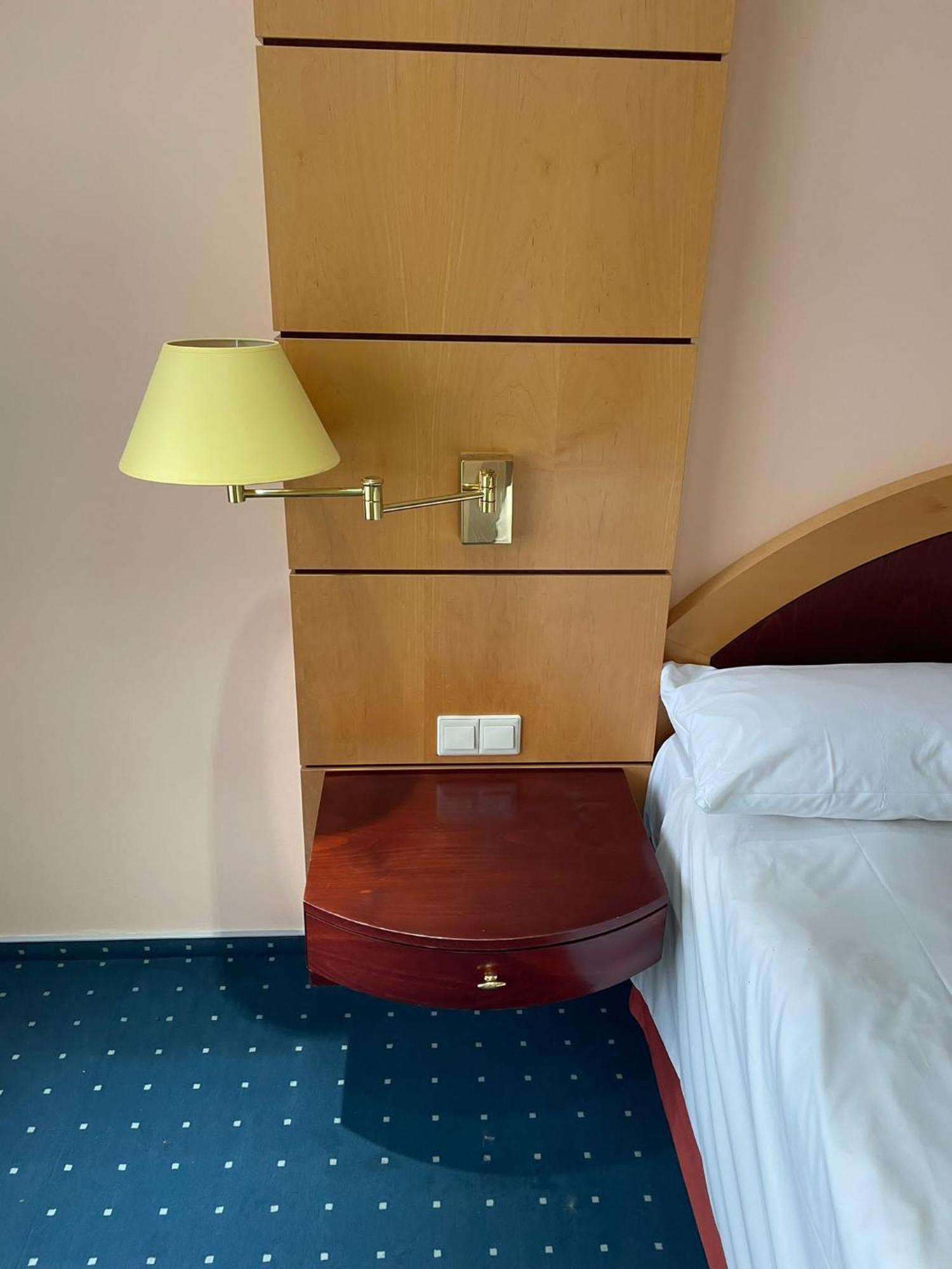 Eventhaus Lejlighedshotel Panzweiler Eksteriør billede