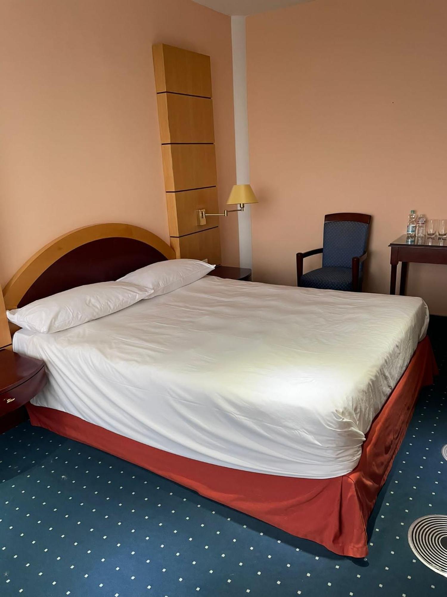 Eventhaus Lejlighedshotel Panzweiler Eksteriør billede